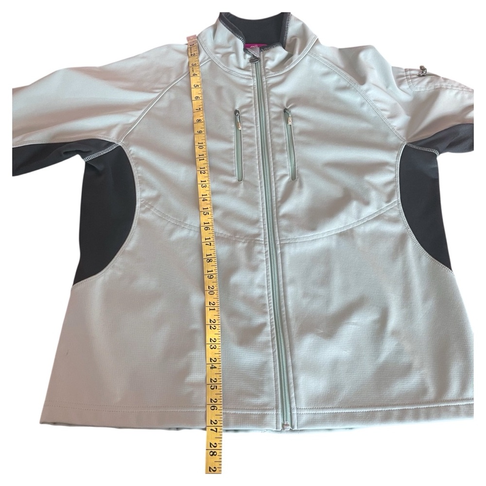 Avia Light Mint/Black Soft Shell Performance Jacket (XL) - Picture 12 of 16